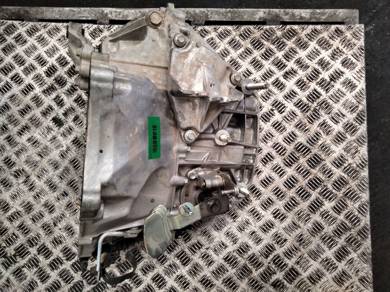 Recambio de caja cambios para mazda cx-5 2.0 cat referencia OEM IAM 8TH0212241  