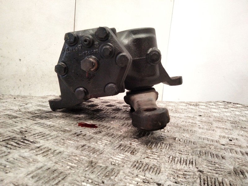 Recambio de caja direccion para scania r480 referencia OEM IAM 98359E  