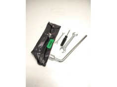 Recambio de varios para nissan almera classic (b10) 1.6 16v referencia OEM IAM 19005088-1  BOLSA HERRAMIENTAS RUEDA REPUESTO