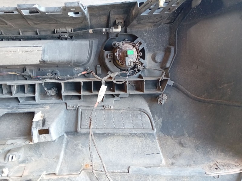 Recambio de paragolpes delantero para land rover range rover sport i (l320) 3.6 d 4x4 referencia OEM IAM   