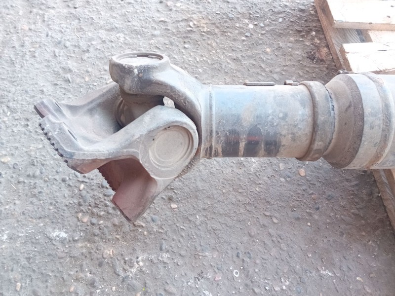 Recambio de cardan trasero para renault premium 370 referencia OEM IAM   