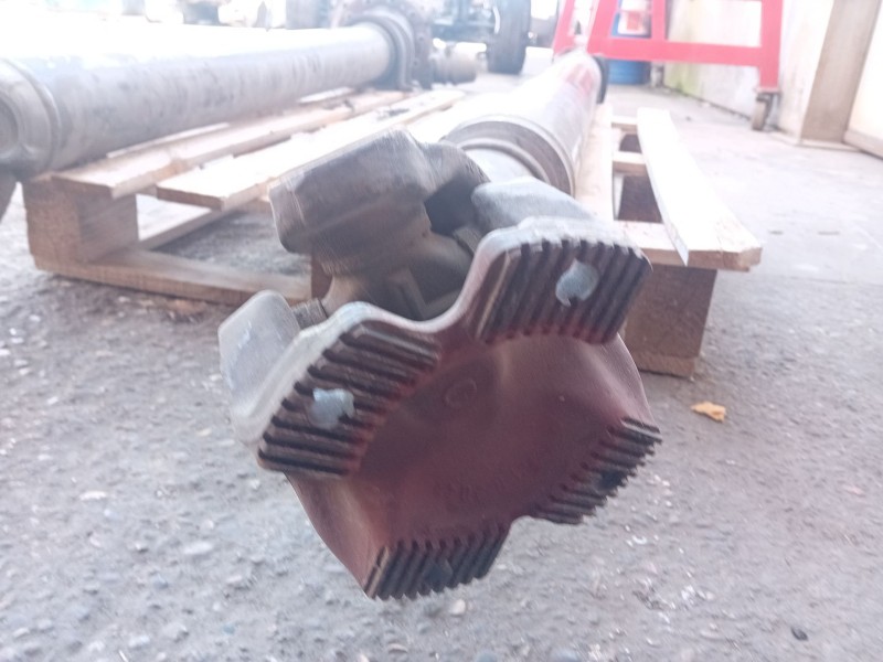 Recambio de cardan trasero para renault premium 370 referencia OEM IAM   