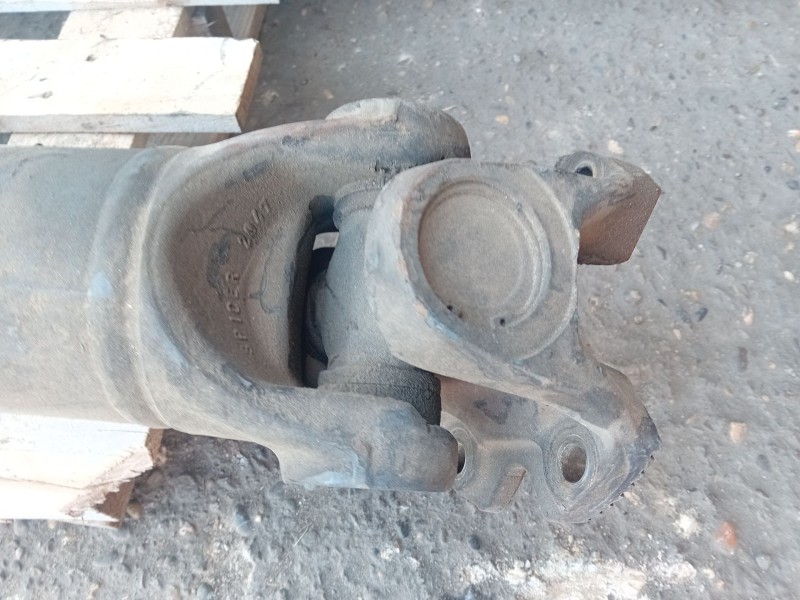 Recambio de cardan trasero para renault premium 370 referencia OEM IAM   