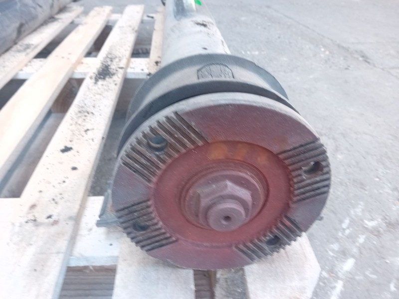 Recambio de cardan trasero para renault premium 370 referencia OEM IAM   