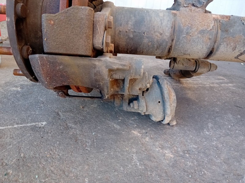 Recambio de eje remolque para schmitz sko 24 referencia OEM IAM   