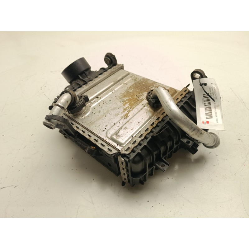 Recambio de intercooler para mercedes-benz clase e cabrio (bm 238) e 220 d (238.414) referencia OEM IAM A6540102212  