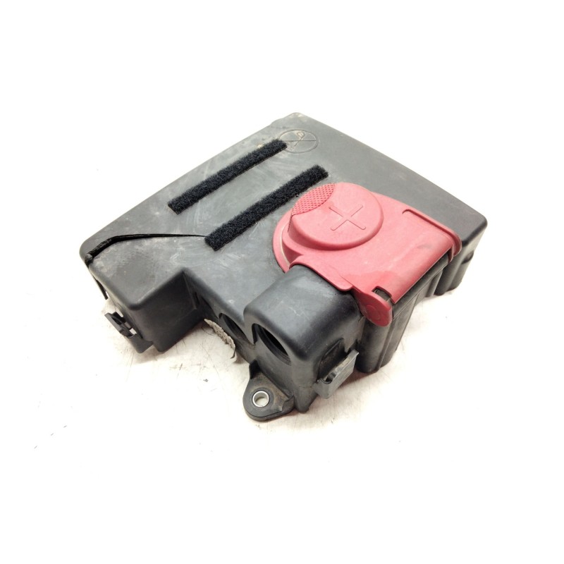 Recambio de caja fusibles para iveco daily vi caja/chasis 35s18, 35c18, 40c18, 50c18, 60c18, 65c18, 70c18 referencia OEM IAM   