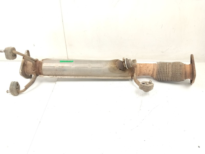 Recambio de tubo escape central para iveco daily vi caja/chasis 35s18, 35c18, 40c18, 50c18, 60c18, 65c18, 70c18 referencia OEM I