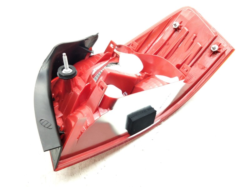 Recambio de piloto trasero izquierdo para audi a3 (8p) 2.0 tdi referencia OEM IAM 42410429 STOCK STOCK