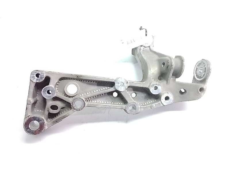 Recambio de soporte brazo suspension delantero derecho para seat leon (1p1) 2.0 tdi referencia OEM IAM 1K0199296E  