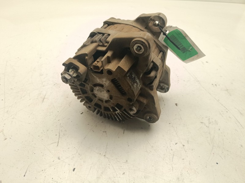 Recambio de alternador para renault scenic iii 2.0 dci diesel fap referencia OEM IAM 8200960536  