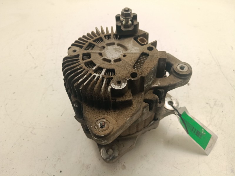 Recambio de alternador para renault scenic iii 2.0 dci diesel fap referencia OEM IAM 8200960536  