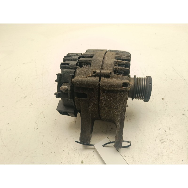 Recambio de alternador para jeep patriot patriot referencia OEM IAM 04801827AA  