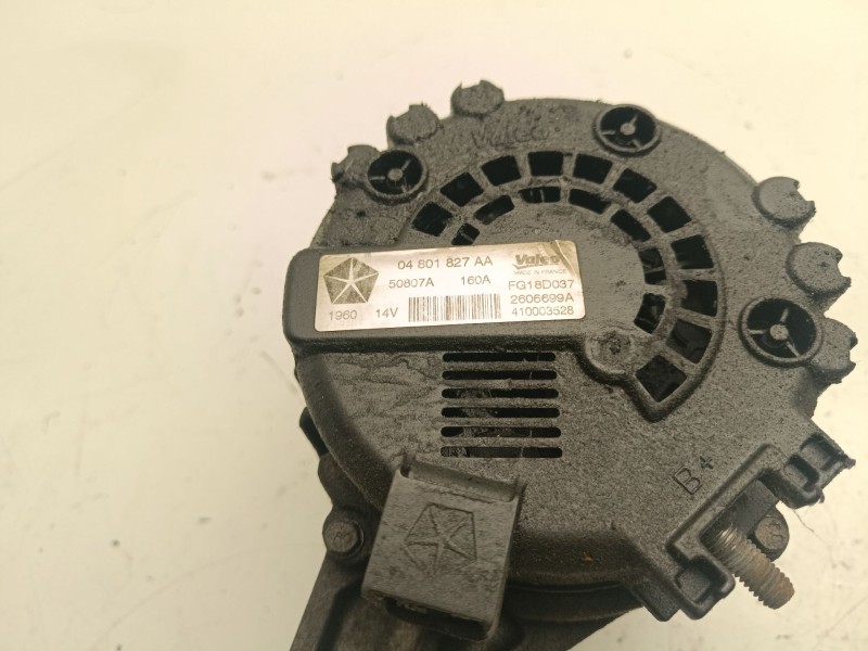 Recambio de alternador para jeep patriot patriot referencia OEM IAM 04801827AA  