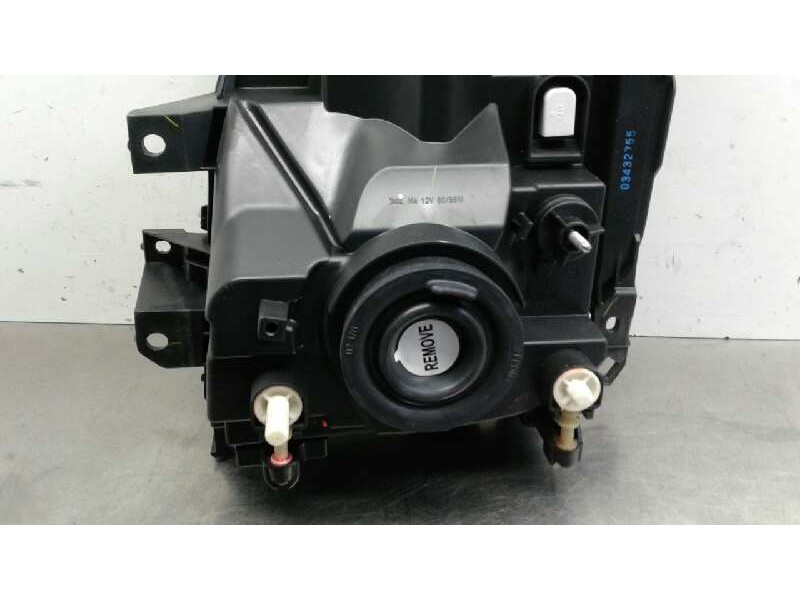 Recambio de faro derecho para nissan cabstar 09.06 referencia OEM IAM 9971609.00004  