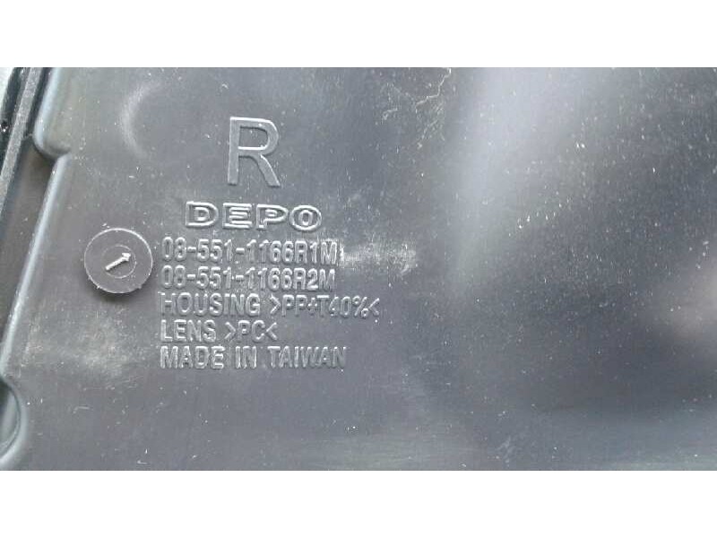 Recambio de faro derecho para nissan cabstar 09.06 referencia OEM IAM 9971609.00004  