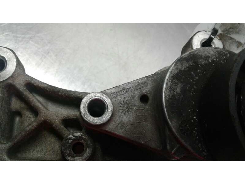 Recambio de soporte compresor de aire acondicionado para citroën c2 1.4 referencia OEM IAM E502A110530D  
