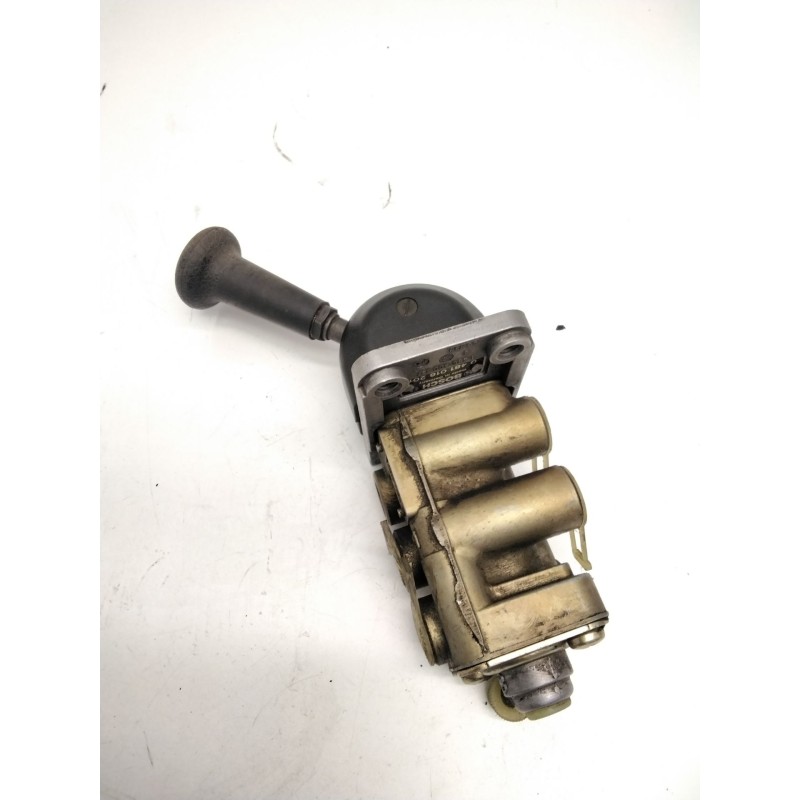 Recambio de valvula aire para setra series 300 s312hd, s315h, s315gt, s315hd, s315hdh referencia OEM IAM 0481016201 BOSCH VALVUL