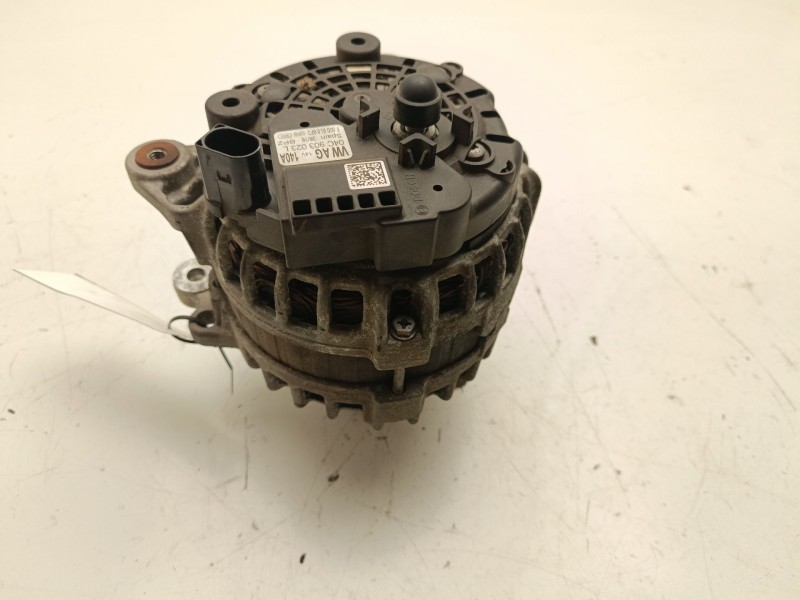 Recambio de alternador para audi a1 (8xk) 1.4 16v tfsi referencia OEM IAM 04C903023L  