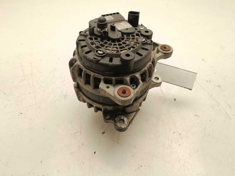 Recambio de alternador para audi a1 (8xk) 1.4 16v tfsi referencia OEM IAM 04C903023L  