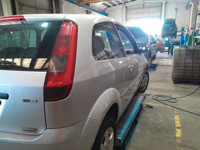 ford fiesta v (jh_, jd_) del año 2004