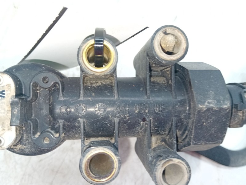 Recambio de valvula suspension para iveco daily vi caja/chasis 35s18, 35c18, 40c18, 50c18, 60c18, 65c18, 70c18 referencia OEM IA