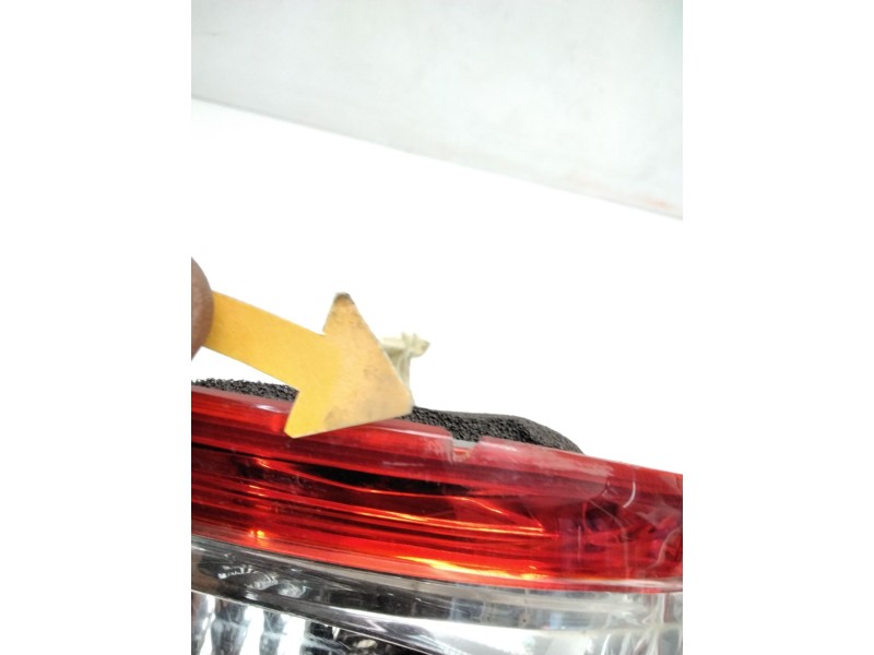 Recambio de piloto trasero derecho para nissan patrol gr v wagon (y61) 3.0 dti referencia OEM IAM 16522451  