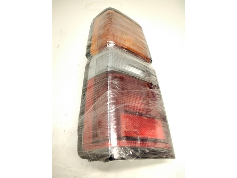 Recambio de piloto trasero izquierdo para nissan pathfinder ii (r50) 3.5 v6 4wd referencia OEM IAM 220-23598  