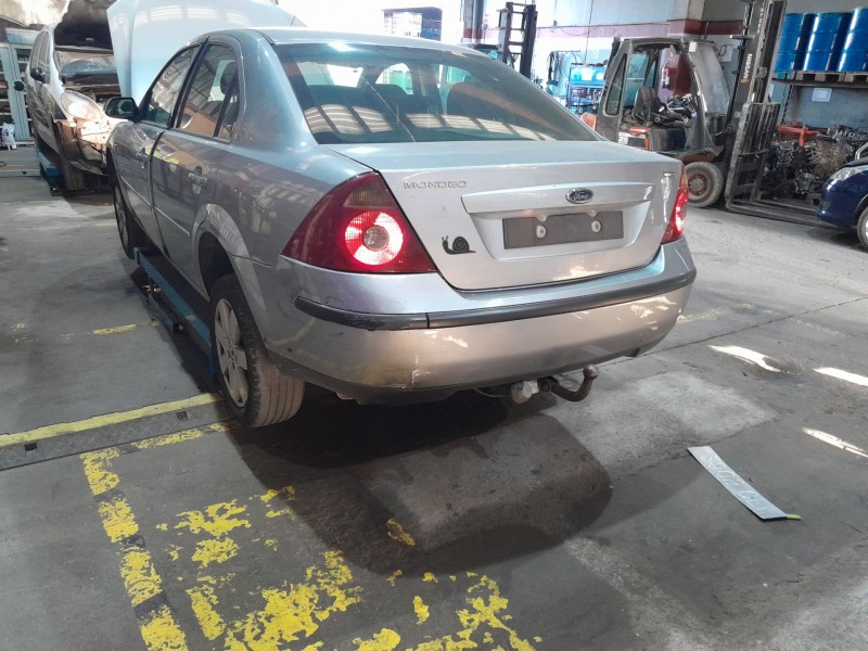 ford mondeo iii sedán (b4y) del año 2003