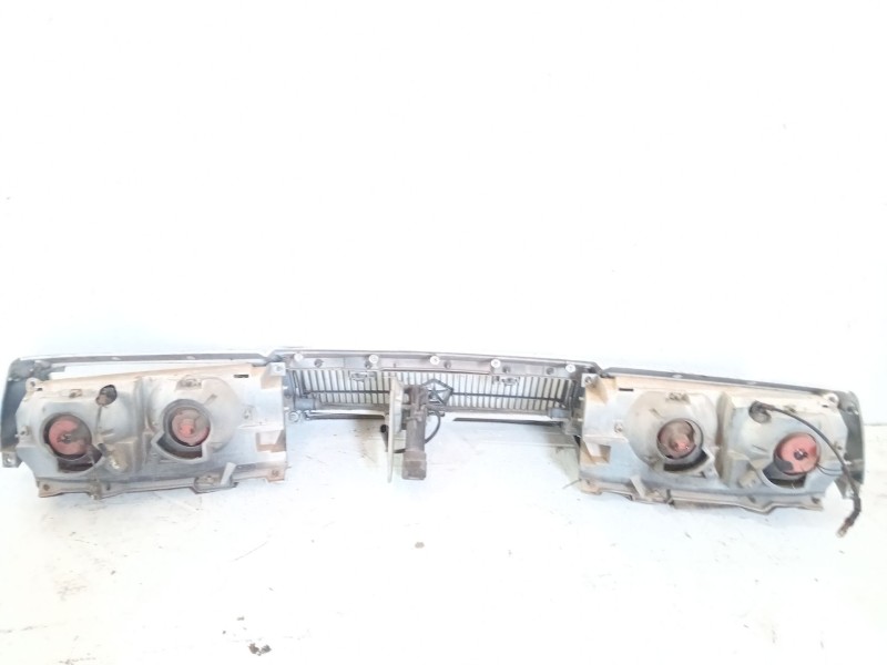 Recambio de panel frontal para chrysler le baron sedán 2.5 i turbo referencia OEM IAM   