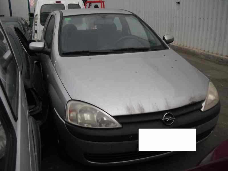 opel corsa c del año 2000