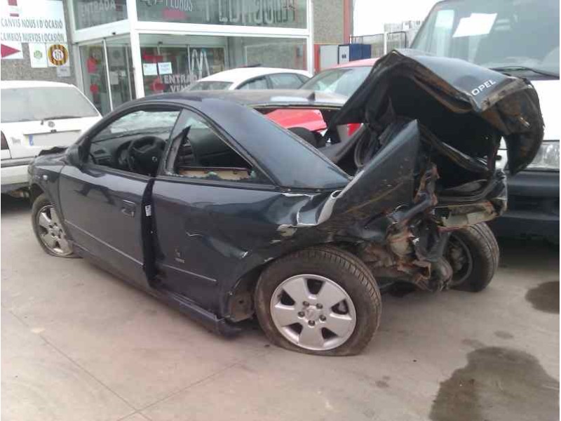opel astra g coupé del año 2000