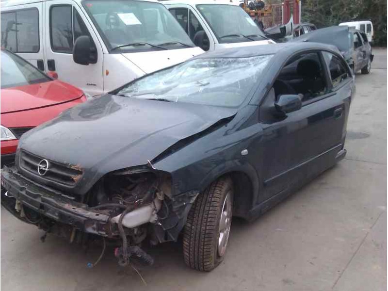 opel astra g coupé del año 2000