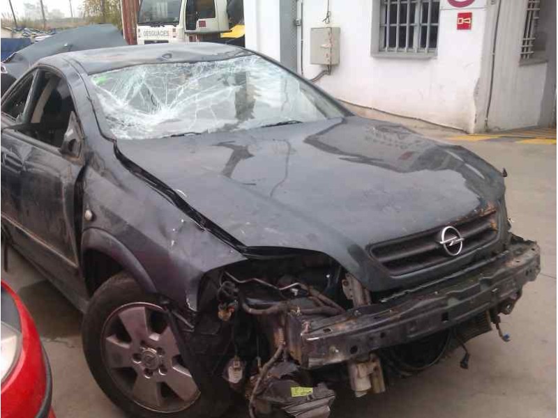 opel astra g coupé del año 2000