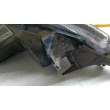 Recambio de faro izquierdo para opel vivaro a furgoneta (x83) 2.0 cdti (f7) referencia OEM IAM 8200701354  
