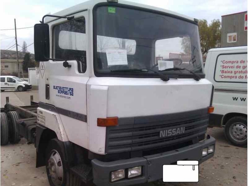 nissan l-80.09 del año 1989