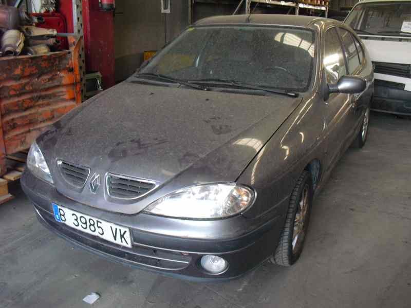 renault megane i fase 2 berlina (ba0) del año 2000