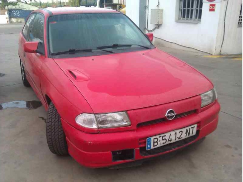 opel astra f berlina del año 1991