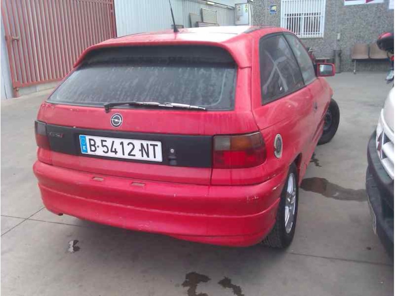 opel astra f berlina del año 1991