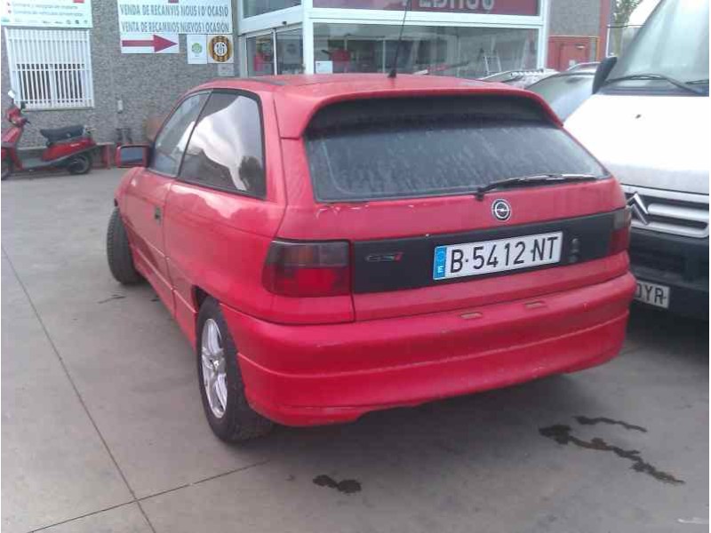opel astra f berlina del año 1991