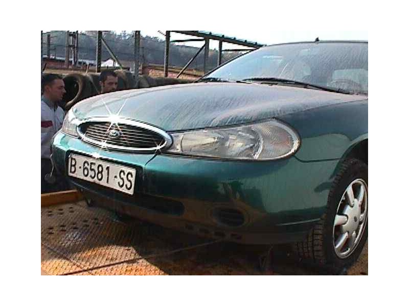 ford mondeo berlina/familiar (fd) del año 1993