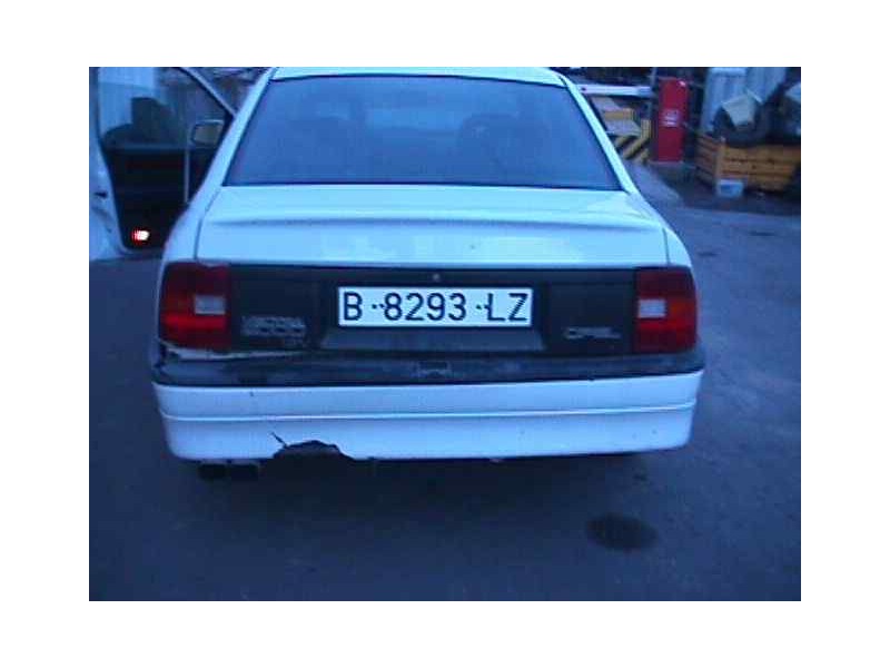 opel vectra b berlina del año 1995