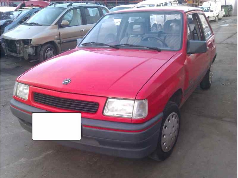 opel corsa a del año 1985