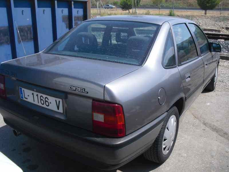 opel vectra a del año 1988