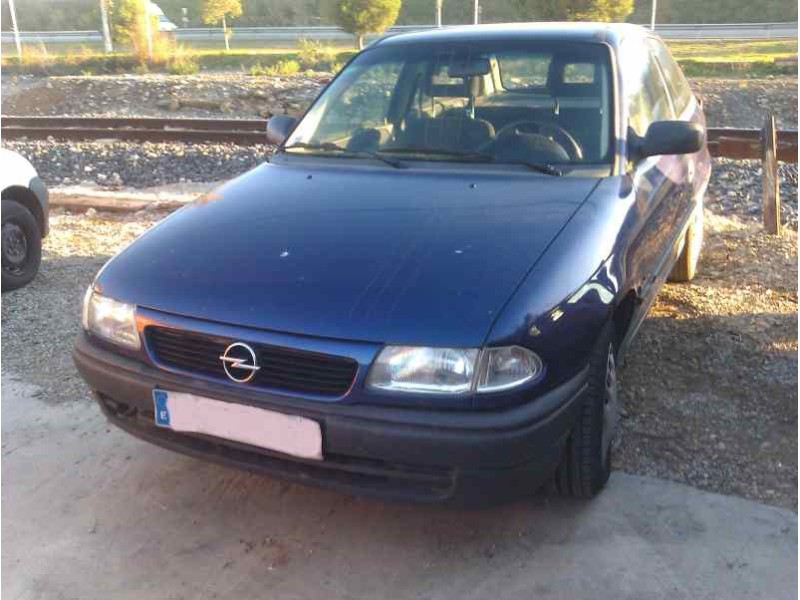 opel astra f berlina del año 1991