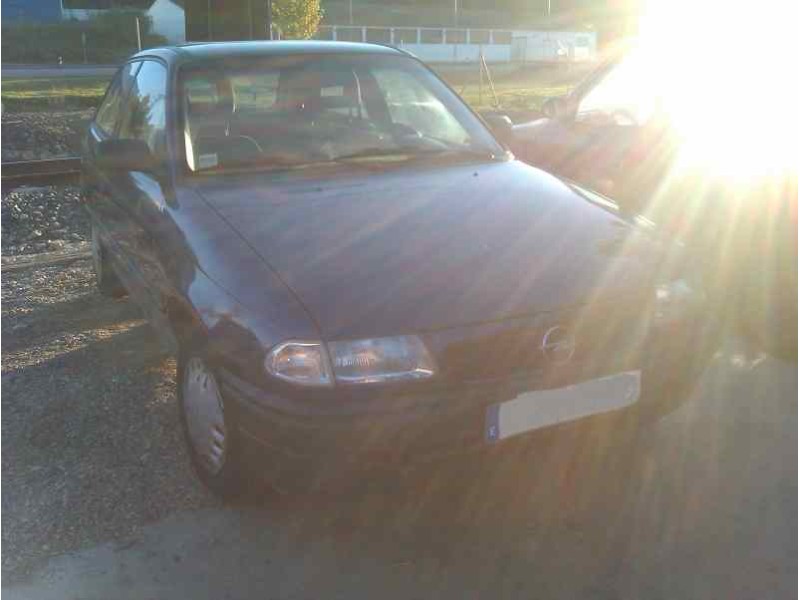 opel astra f berlina del año 1991