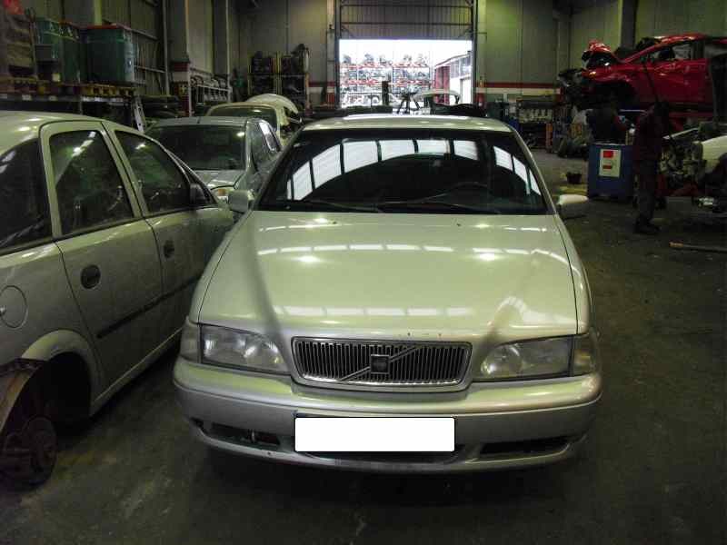 volvo s70 berlina del año 1996