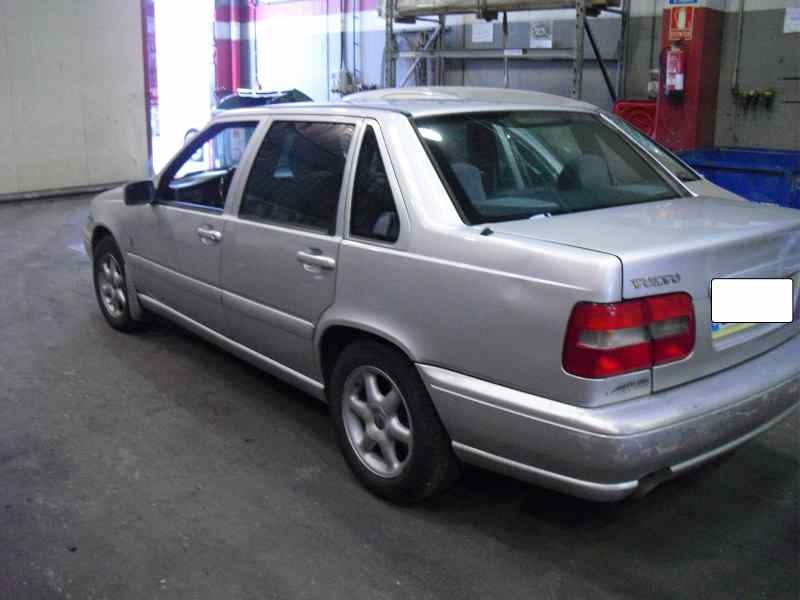 volvo s70 berlina del año 1996