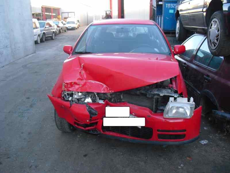 volkswagen polo berlina (6n1) del año 1994