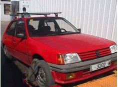 peugeot 205 cabriolet del año 1985